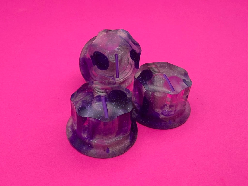 Modern Fluted - Paint Guts