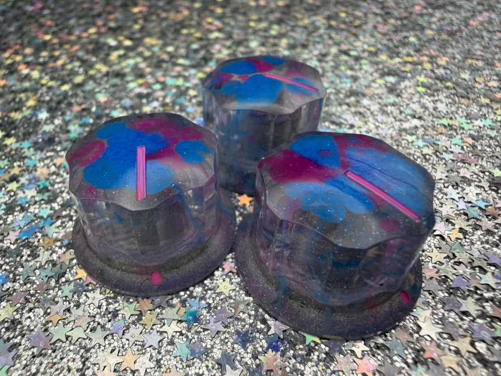 Modern Fluted - Paint Guts