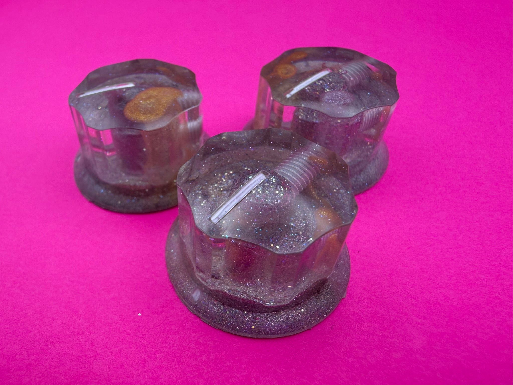 Modern Fluted - Paint Guts