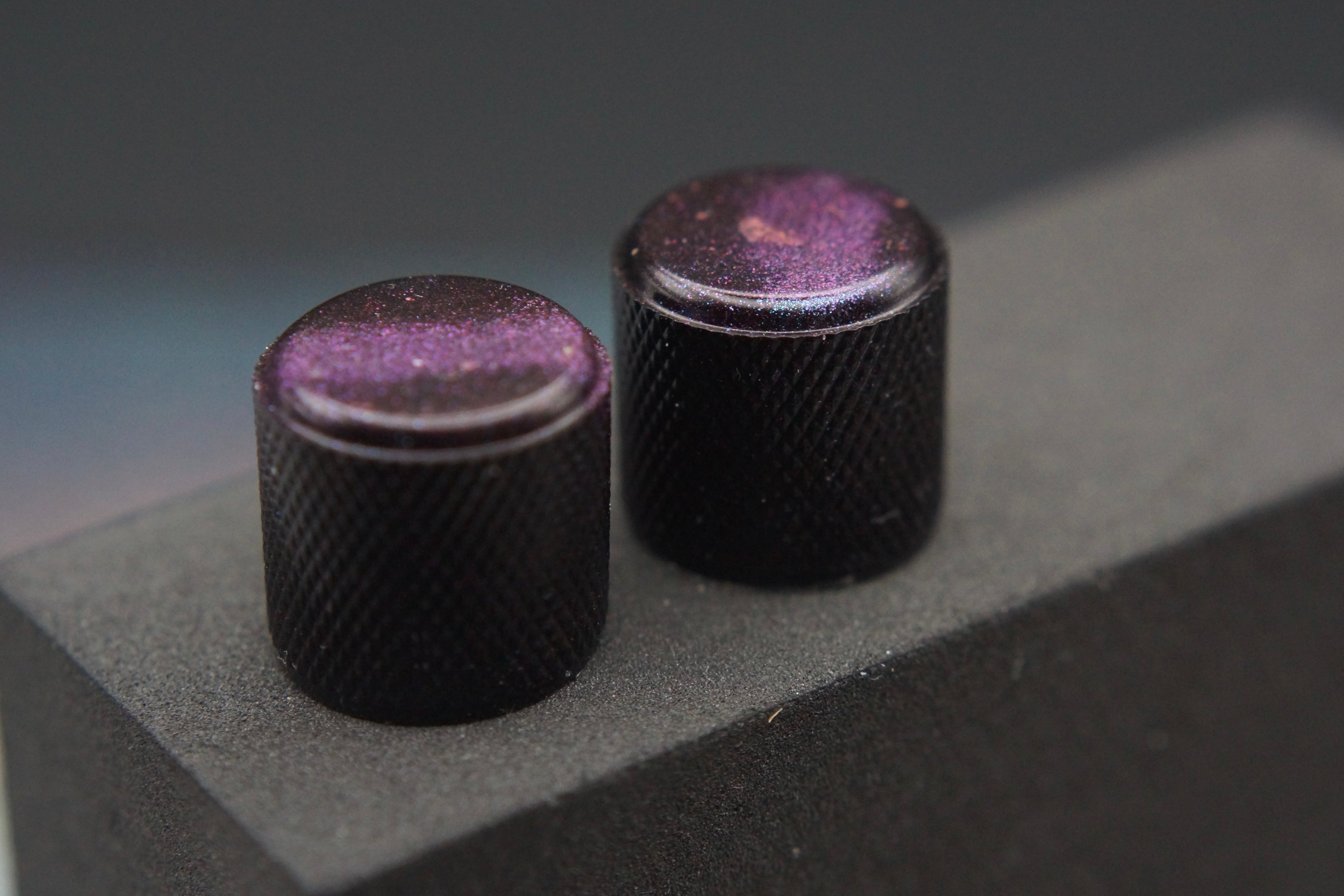 Rounded Knurled - Stealth Blurple Pris